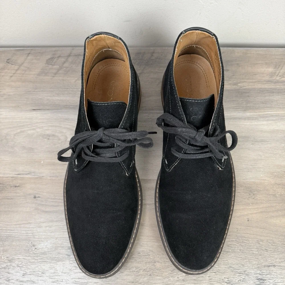 Vionic Men's Bowery Chase Chukka Boot Lace Up US 10 Black Suede Comfort Office